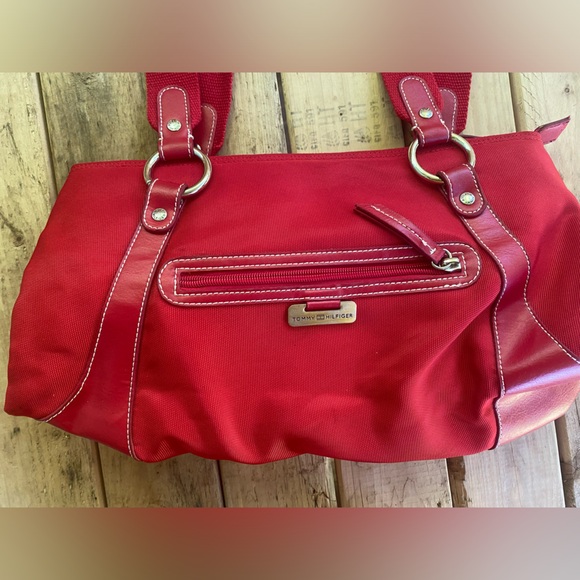 Tommy Hilfiger Handbags - Tommy Hilfiger red shoulder purse